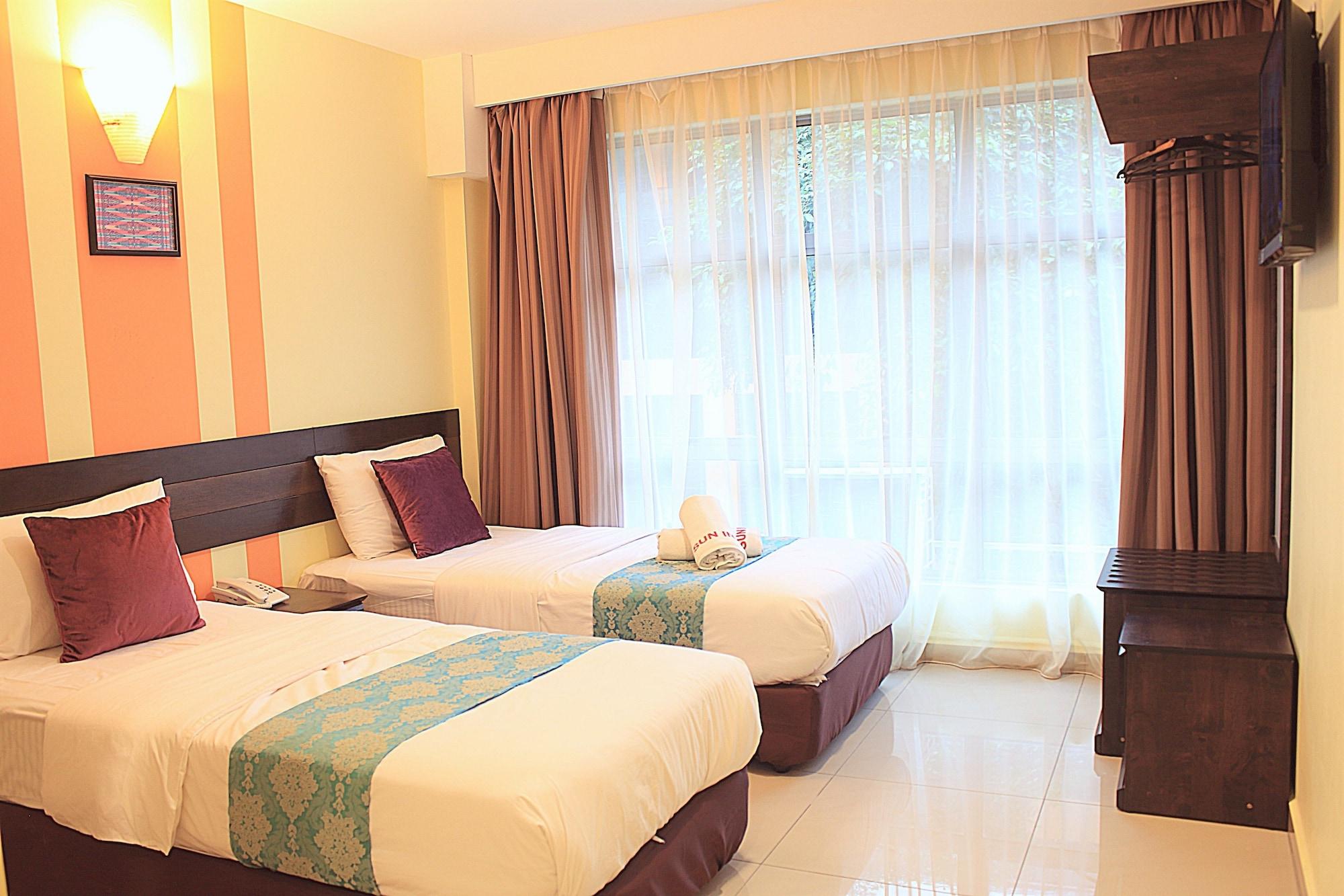 Sun Inns Hotel Sitiawan Buitenkant foto