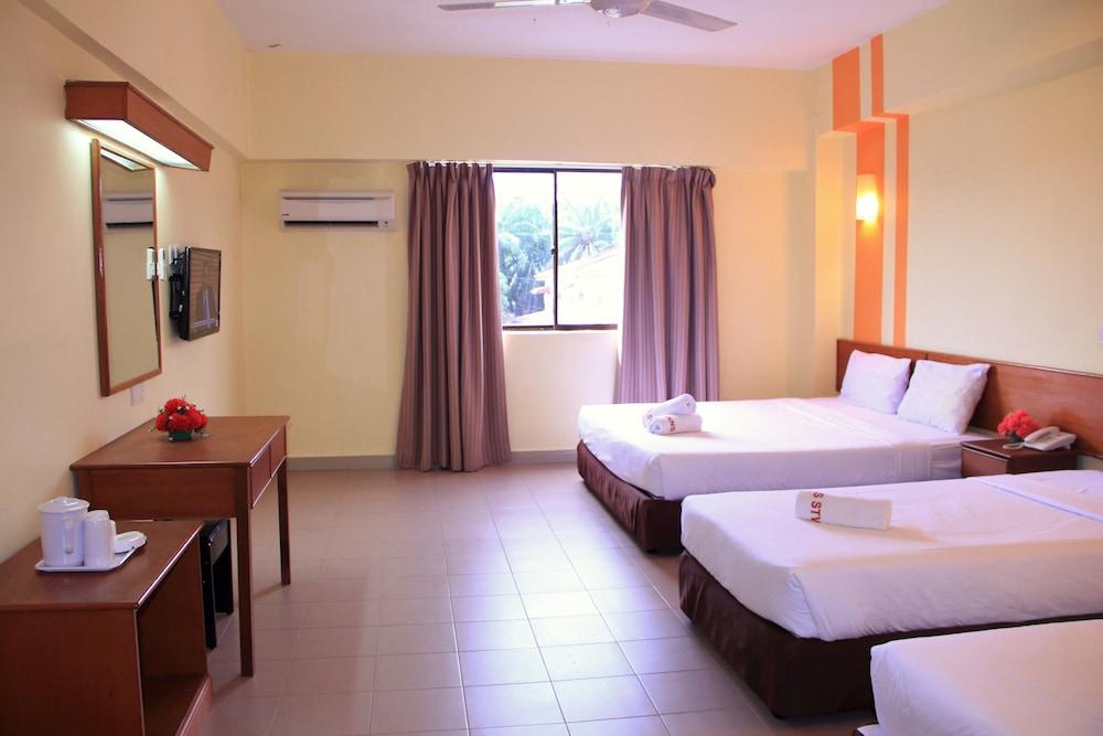 Sun Inns Hotel Sitiawan Buitenkant foto