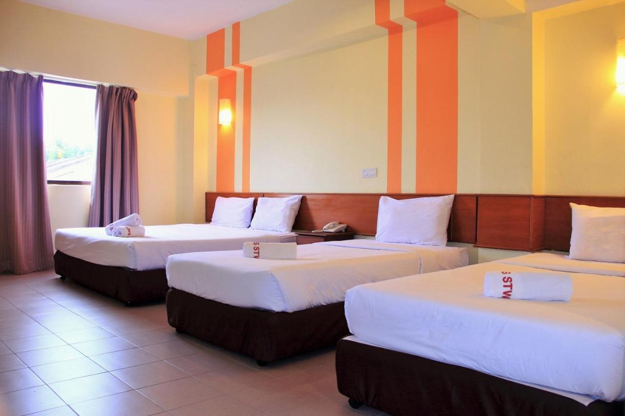 Sun Inns Hotel Sitiawan Buitenkant foto