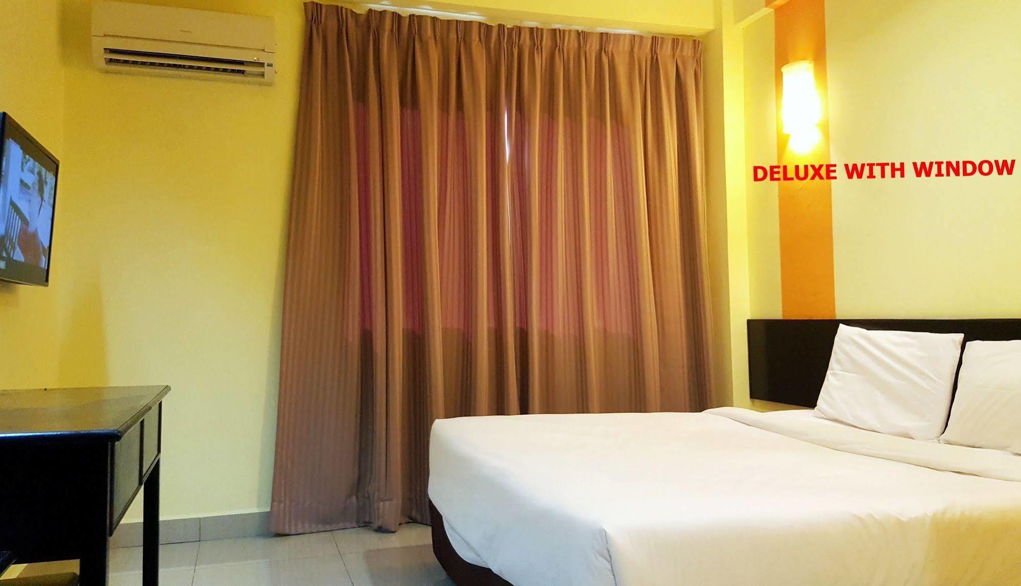Sun Inns Hotel Sitiawan Buitenkant foto